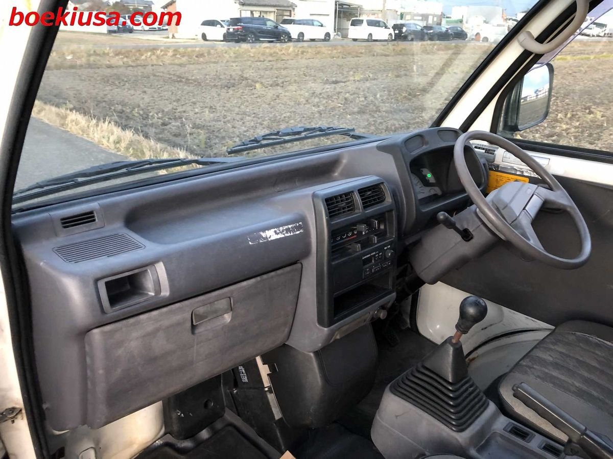 1997 Mitsubishi Minicab JDM car for sale — photo 9 of 11