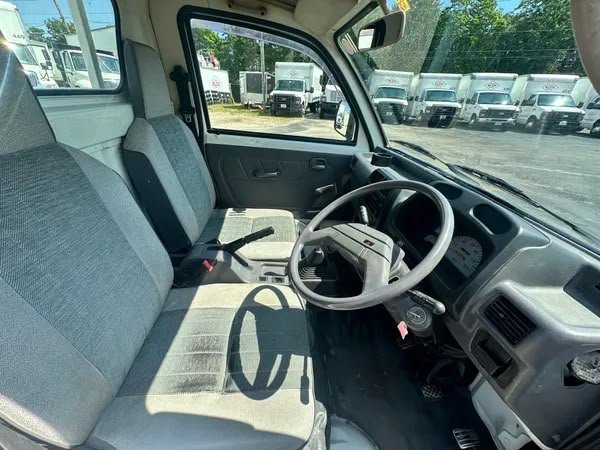 1997 Mitsubishi Minicab JDM car for sale — photo 5 of 5
