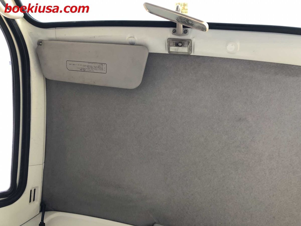1997 Mitsubishi Minicab JDM car for sale — photo 11 of 11