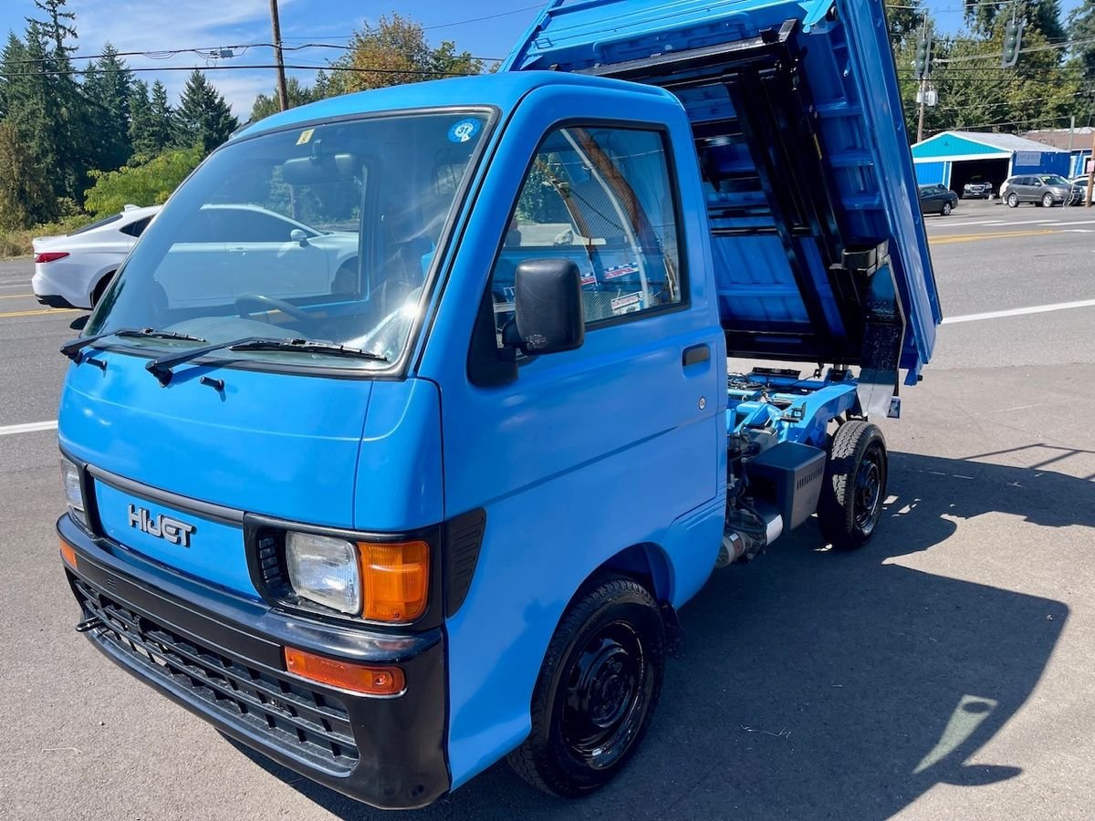 1998 Daihatsu Hijet JDM car for sale — photo 6 of 9