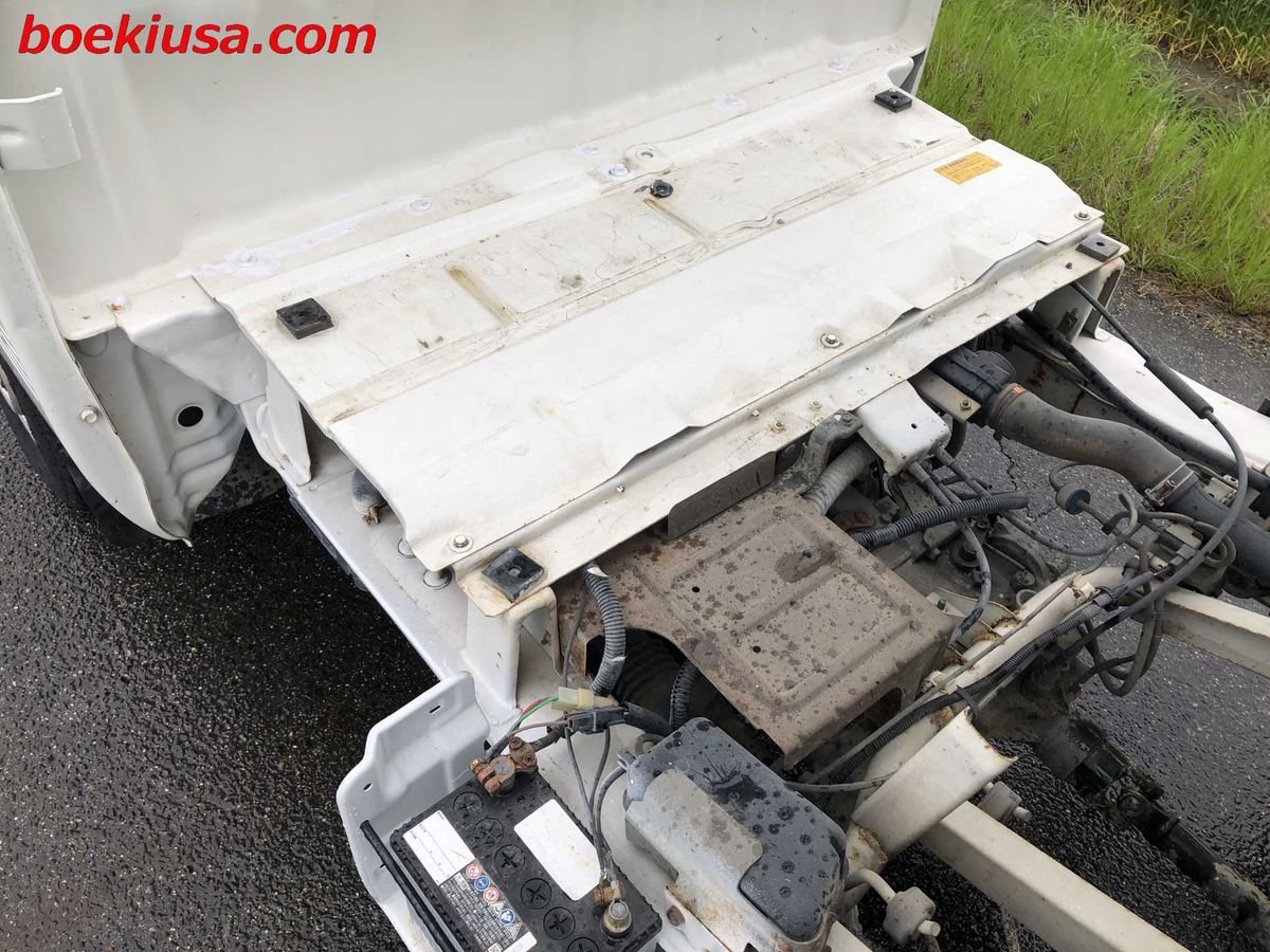 1998 Daihatsu Hijet JDM car for sale — photo 6 of 11