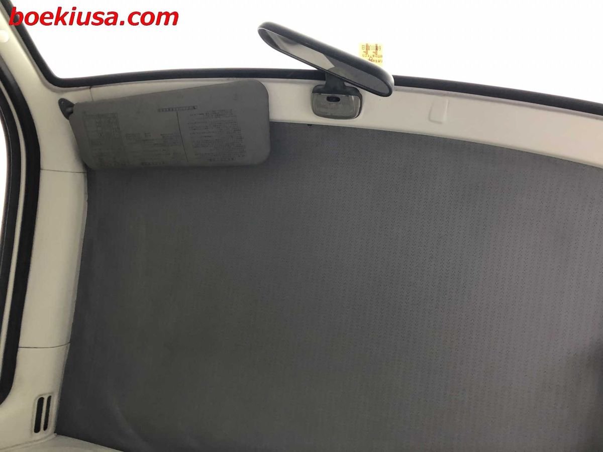 1998 Daihatsu Hijet JDM car for sale — photo 11 of 11