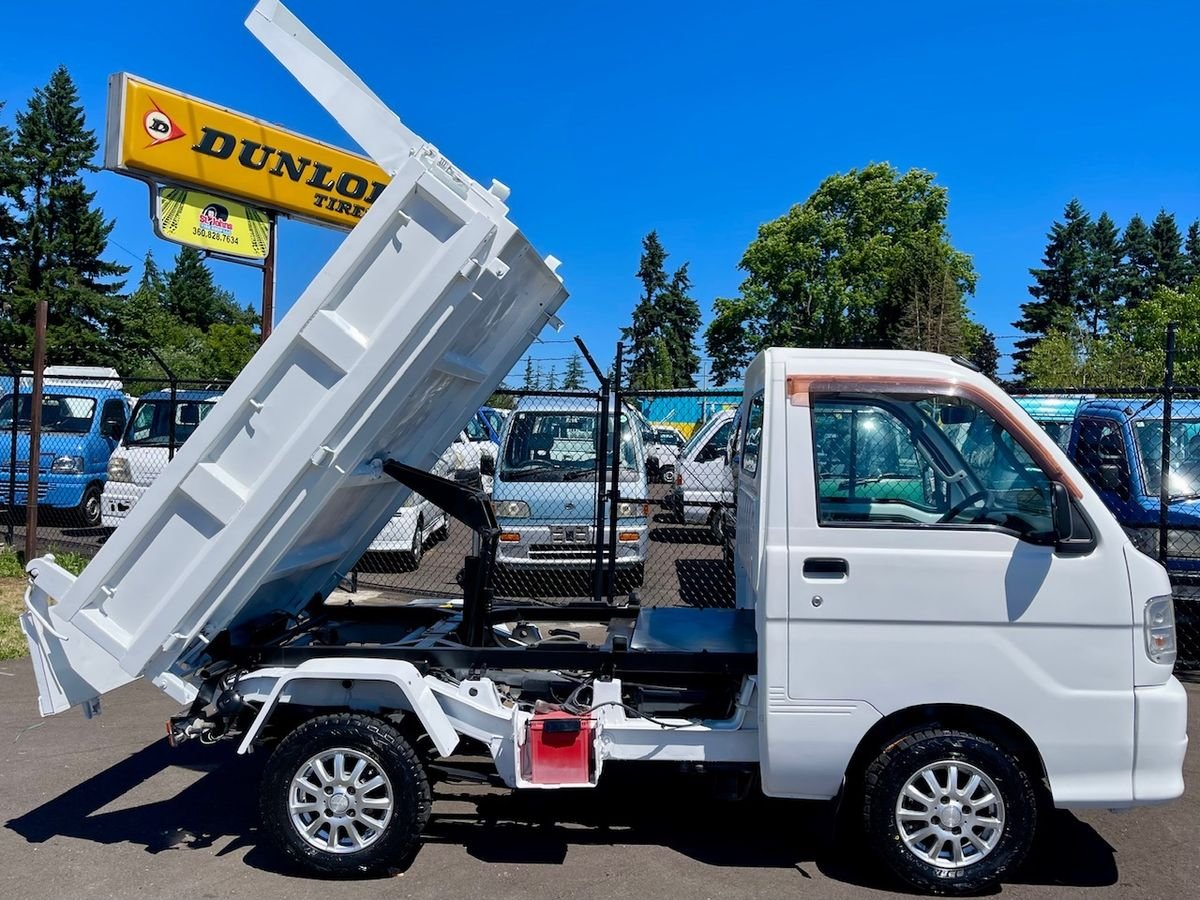 1999 Daihatsu Hijet JDM car for sale — photo 9 of 9