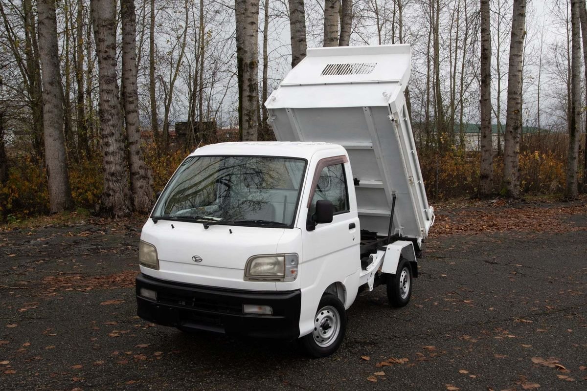 1999 Daihatsu Hijet JDM car for sale — photo 3 of 9
