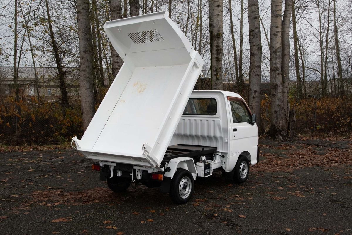 1999 Daihatsu Hijet JDM car for sale — photo 7 of 9