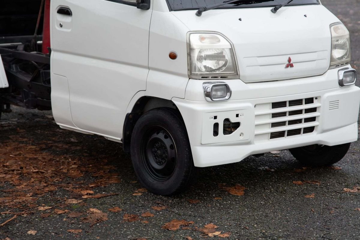 1999 Mitsubishi Minicab JDM car for sale — photo 9 of 9