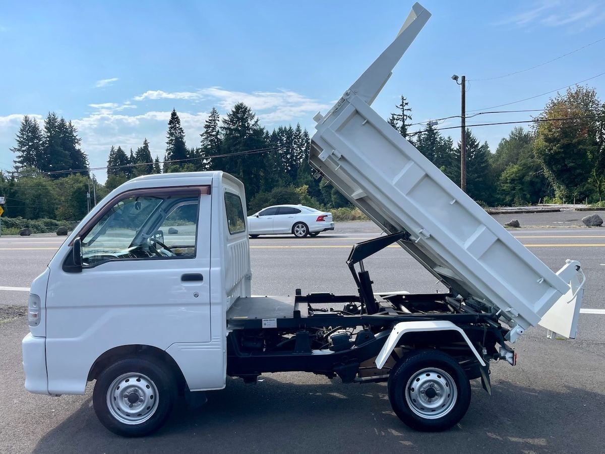 2000 Daihatsu Hijet JDM car for sale — photo 5 of 9