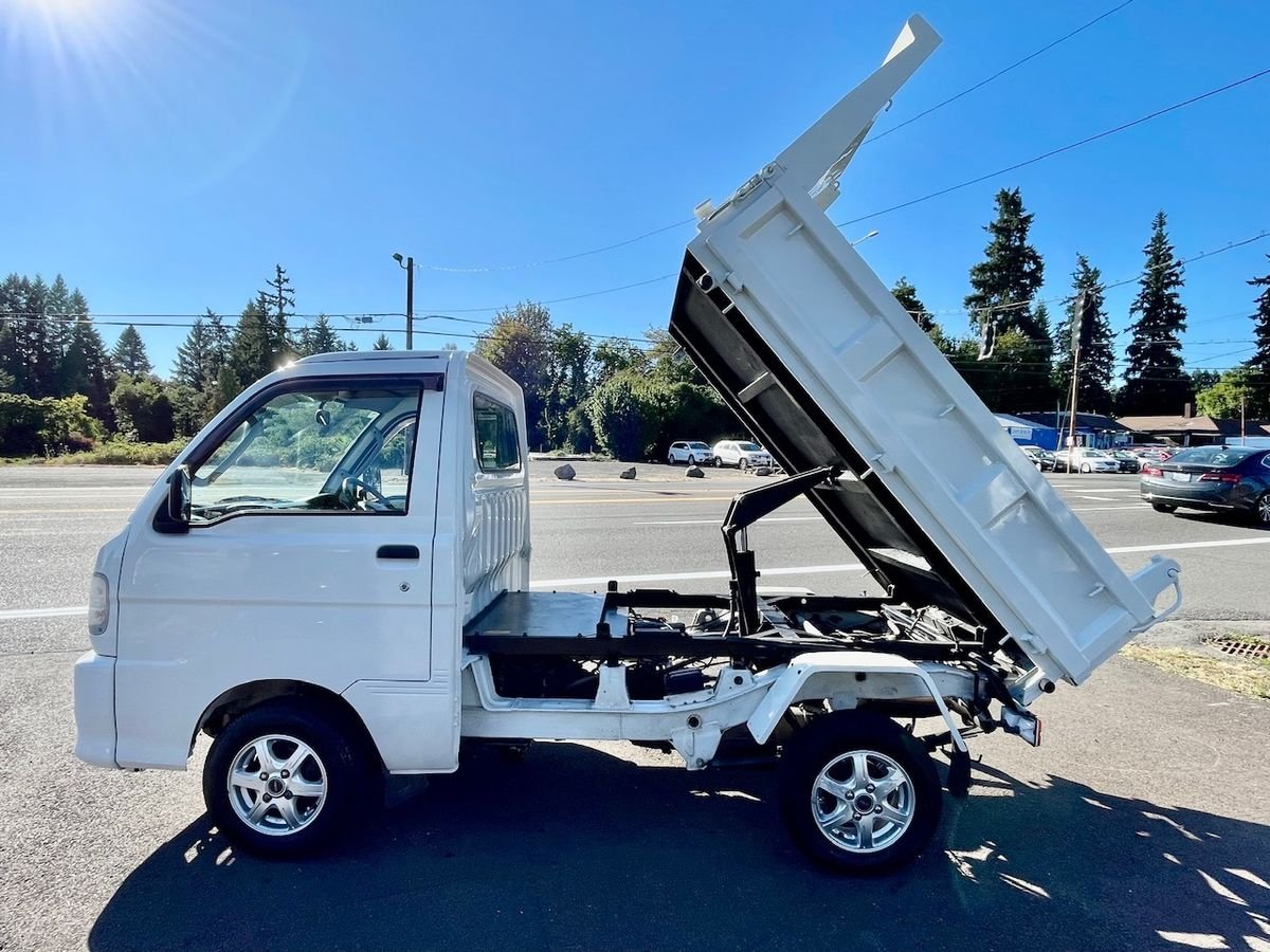 2000 Daihatsu Hijet JDM car for sale — photo 4 of 9