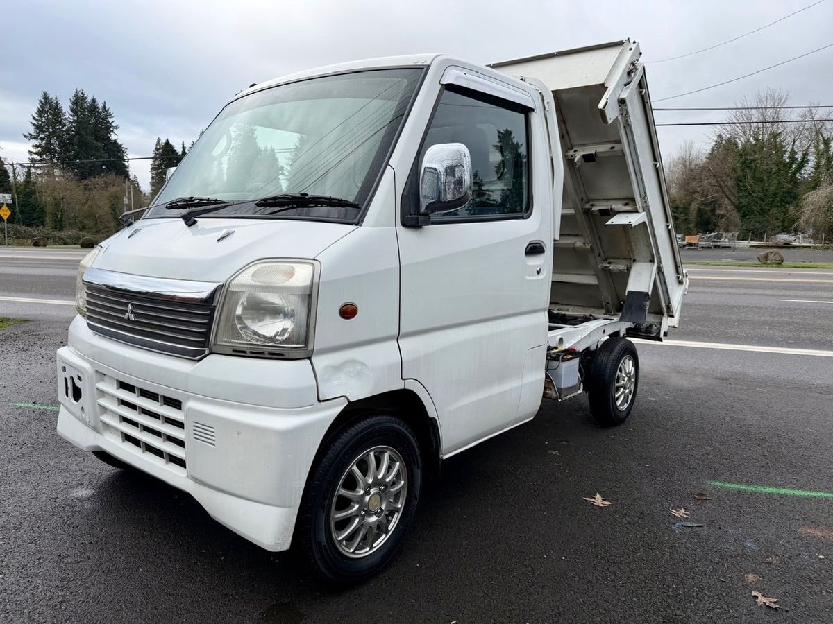 2000 Mitsubishi Minicab JDM car for sale — photo 3 of 9