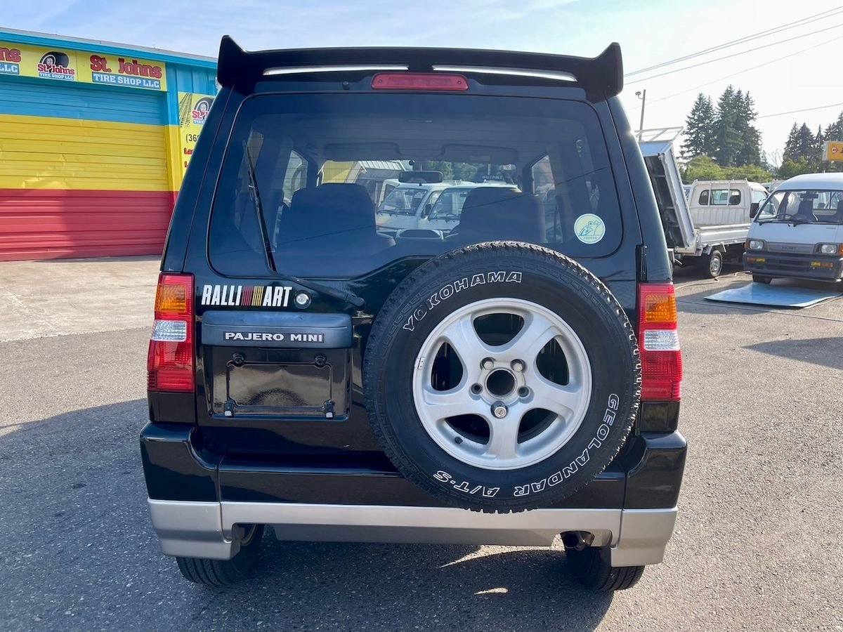 1999 Mitsubishi Pajero Mini JDM car for sale — photo 5 of 9