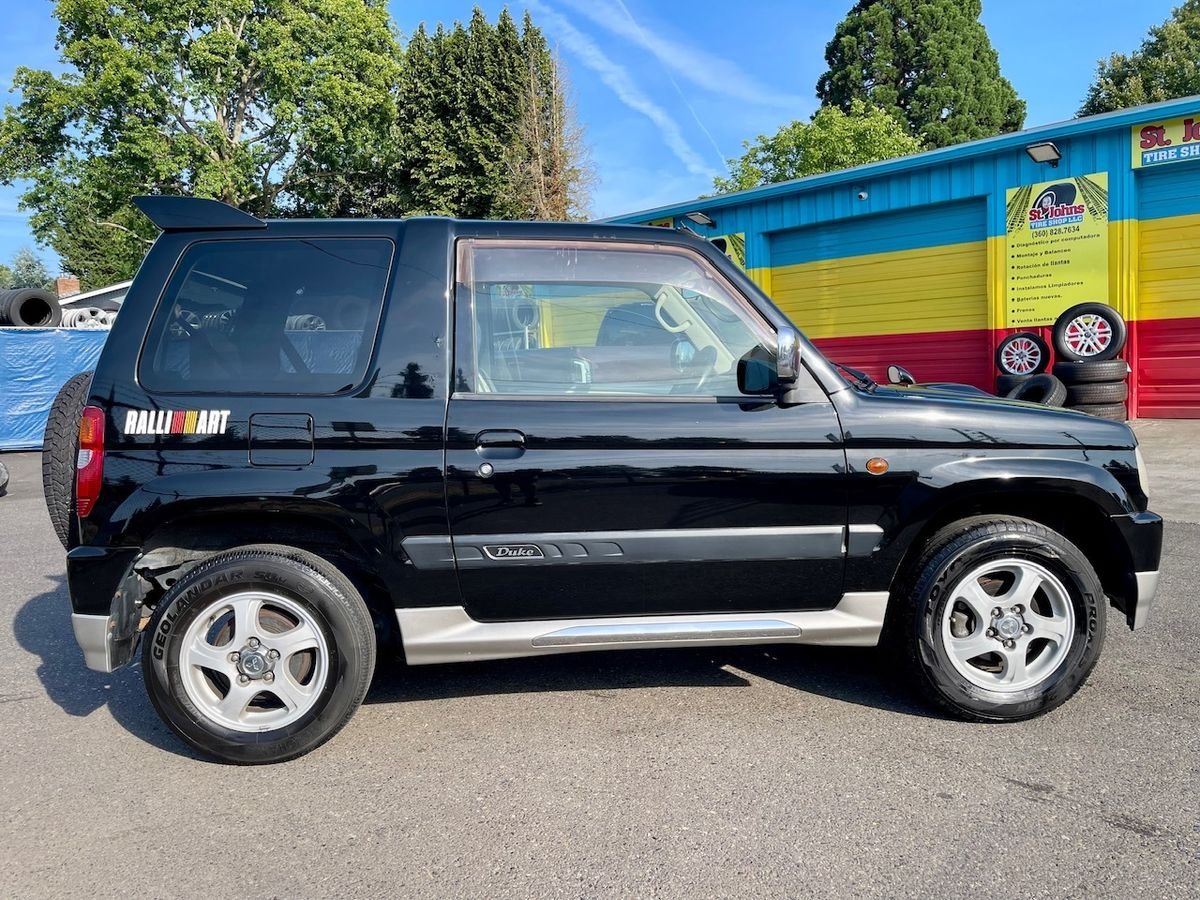 1999 Mitsubishi Pajero Mini JDM car for sale — photo 7 of 9