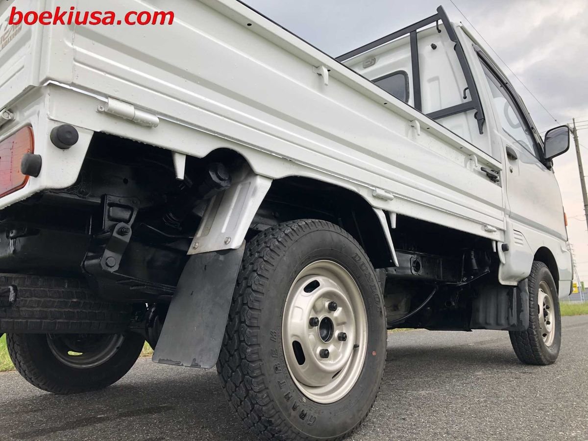 1991 Mitsubishi Minicab JDM car for sale — photo 6 of 11