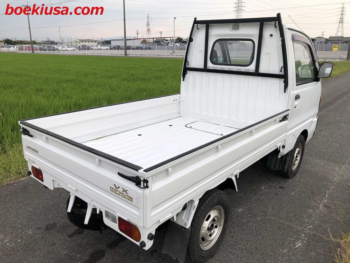 1991 Mitsubishi Minicab JDM car for sale — photo 4 of 11