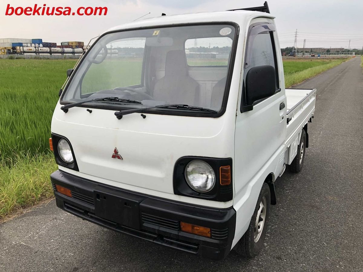 1991 Mitsubishi Minicab JDM car for sale — photo 2 of 11