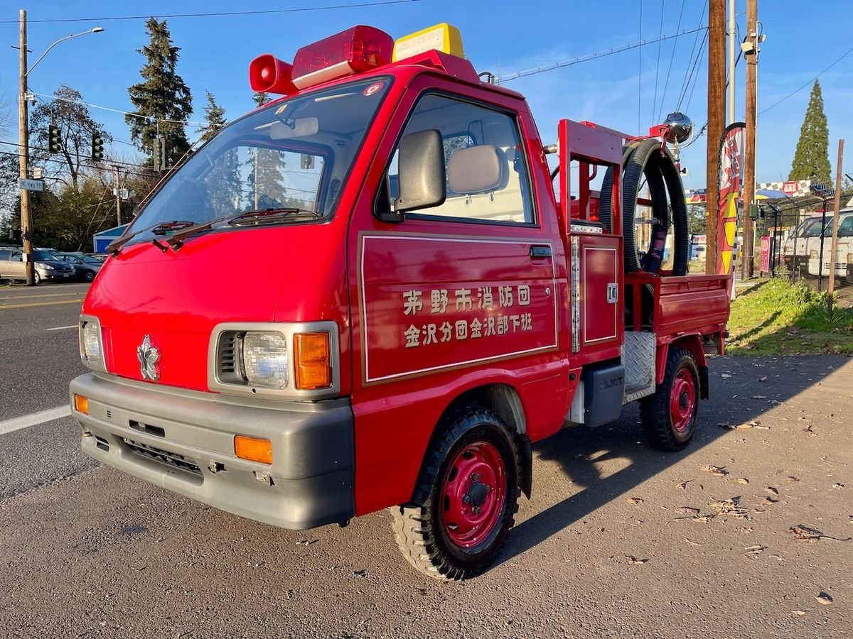 1992 Daihatsu Hijet JDM car for sale — photo 3 of 9