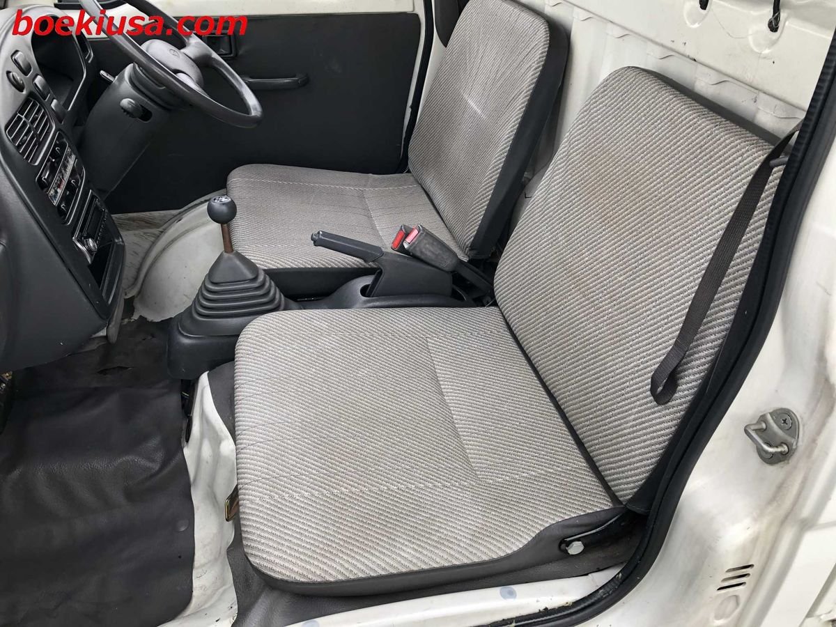 1994 Daihatsu Hijet JDM car for sale — photo 10 of 11