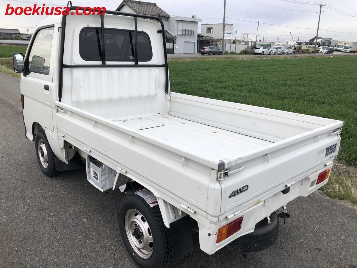 1994 Daihatsu Hijet JDM car for sale — photo 3 of 11