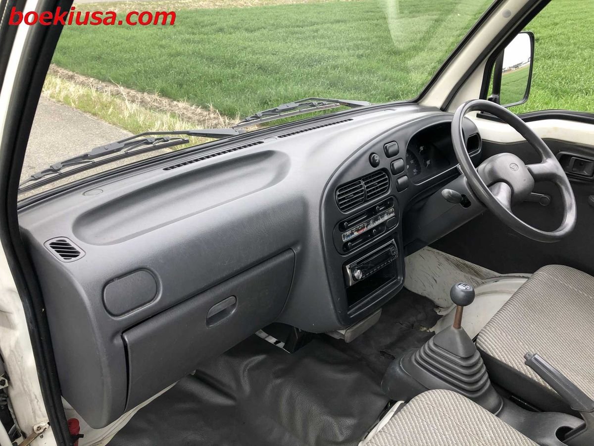 1994 Daihatsu Hijet JDM car for sale — photo 9 of 11