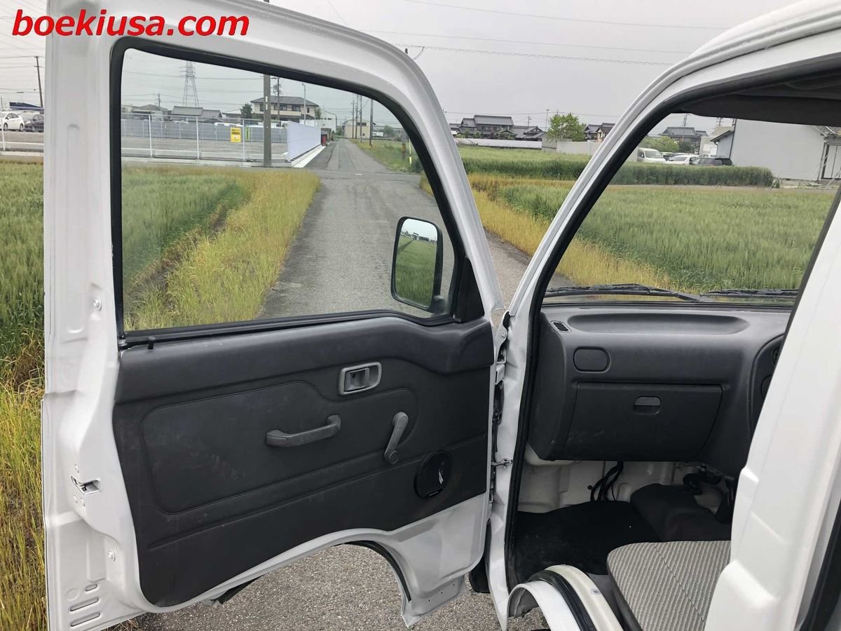 1994 Daihatsu Hijet JDM car for sale — photo 8 of 11