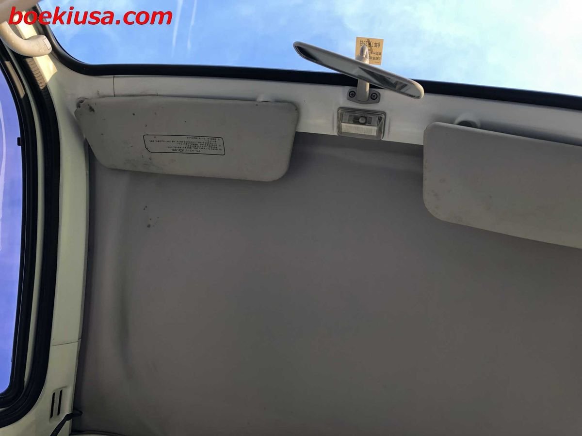 1994 Mitsubishi Minicab JDM car for sale — photo 11 of 11