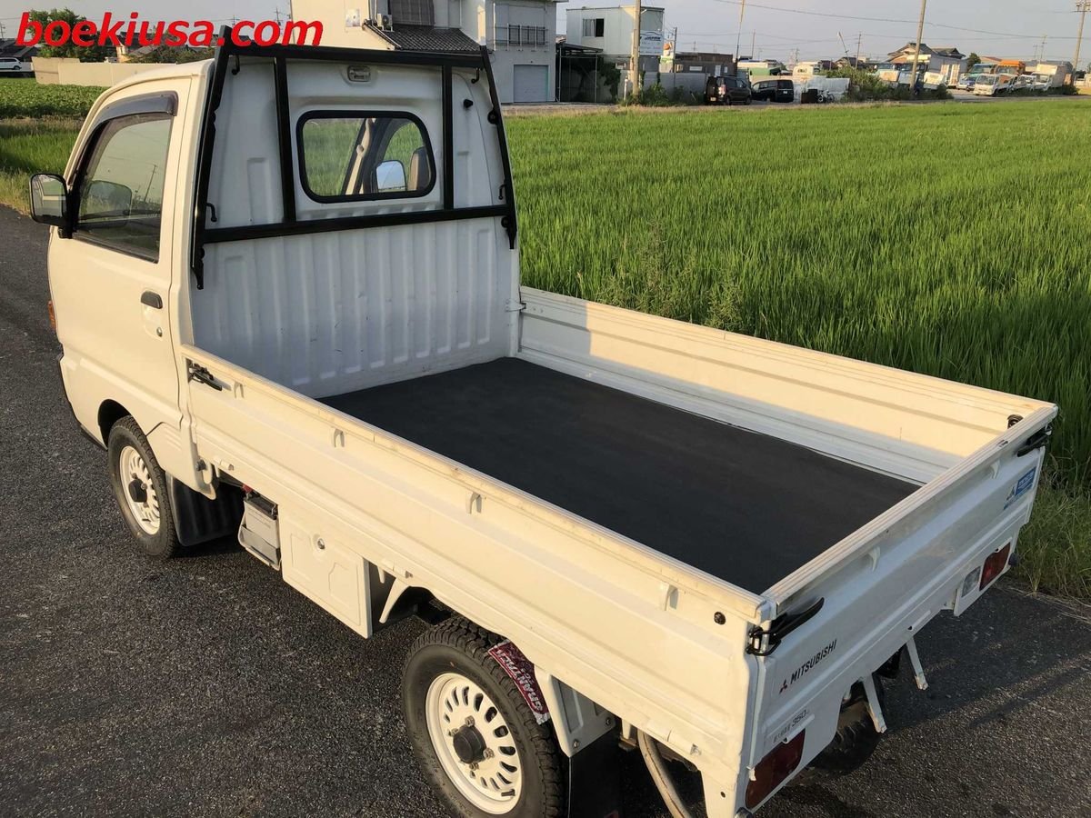 1994 Mitsubishi Minicab JDM car for sale — photo 3 of 11