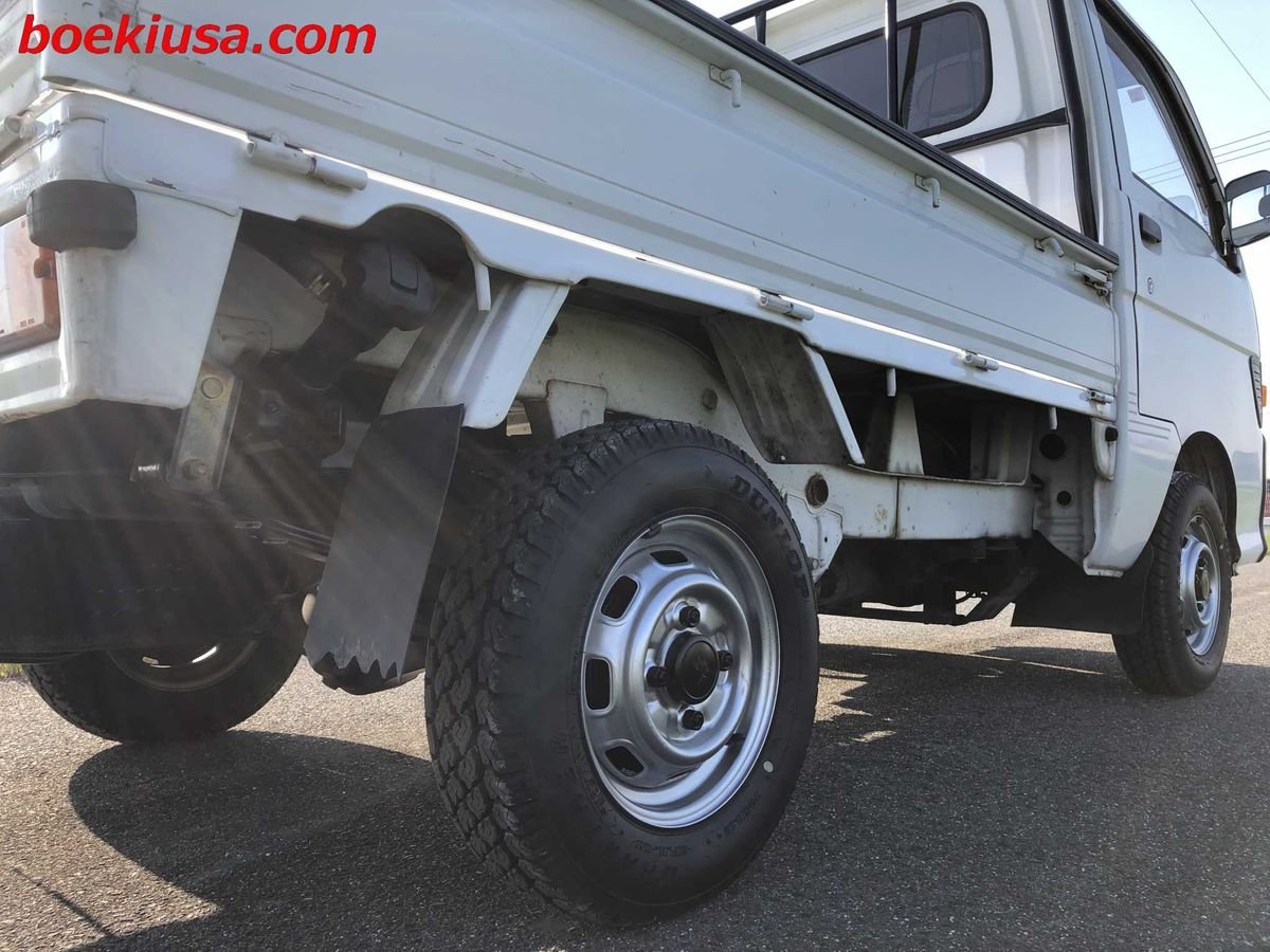 1995 Daihatsu Hijet JDM car for sale — photo 6 of 11