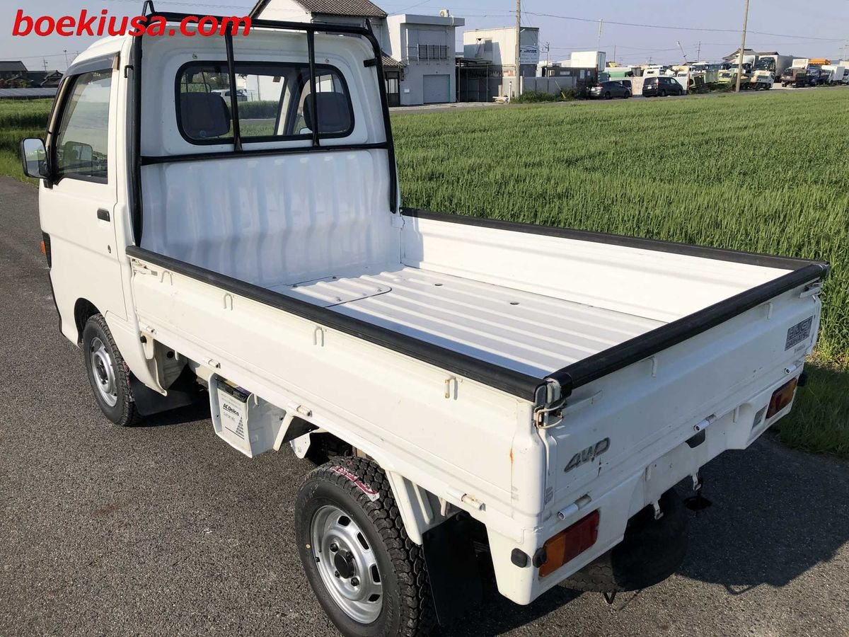 1995 Daihatsu Hijet JDM car for sale — photo 3 of 11