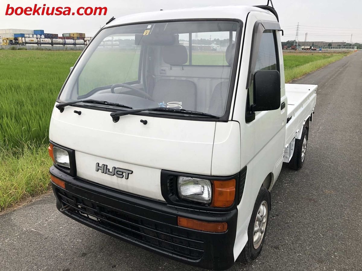 1995 Daihatsu Hijet JDM car for sale — photo 2 of 11