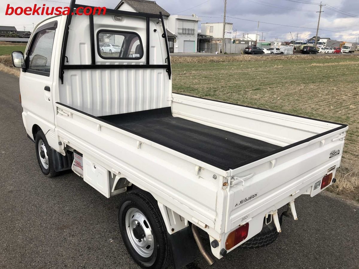 1995 Mitsubishi Minicab JDM car for sale — photo 3 of 11