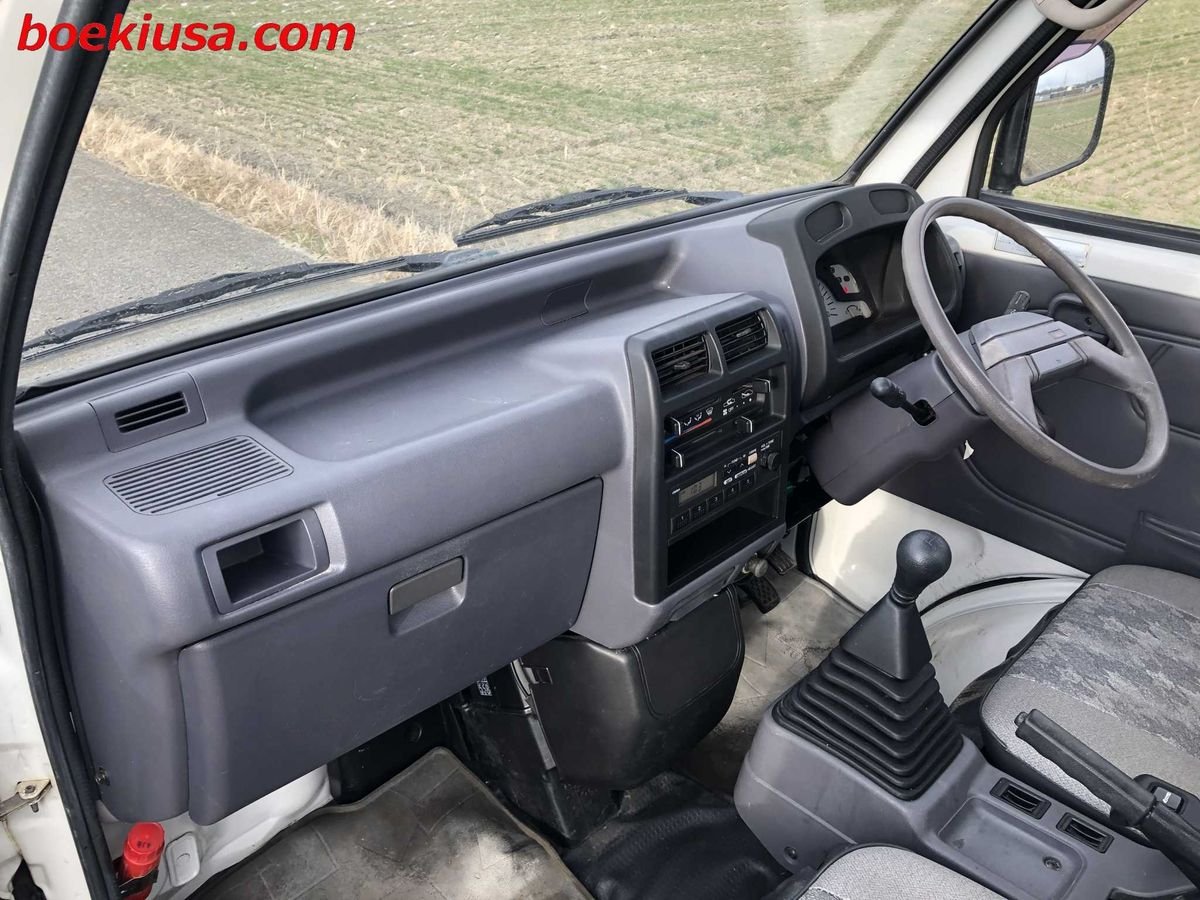 1995 Mitsubishi Minicab JDM car for sale — photo 9 of 11