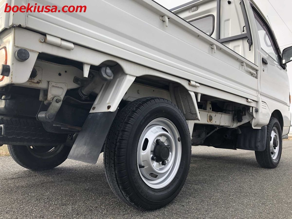 1995 Mitsubishi Minicab JDM car for sale — photo 6 of 11