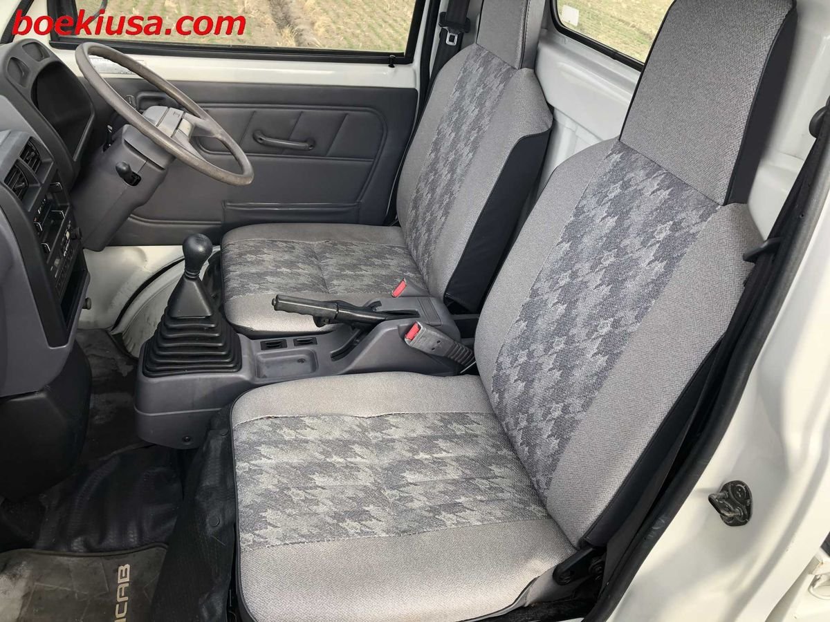 1995 Mitsubishi Minicab JDM car for sale — photo 10 of 11