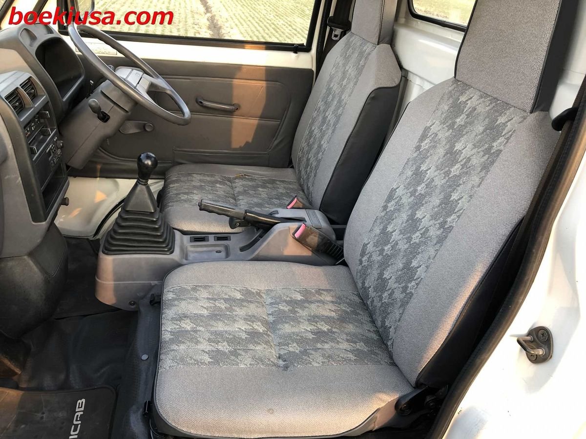 1995 Mitsubishi Minicab JDM car for sale — photo 10 of 11