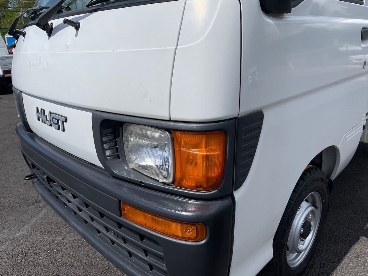 1996 Daihatsu Hijet JDM car for sale — photo 9 of 9