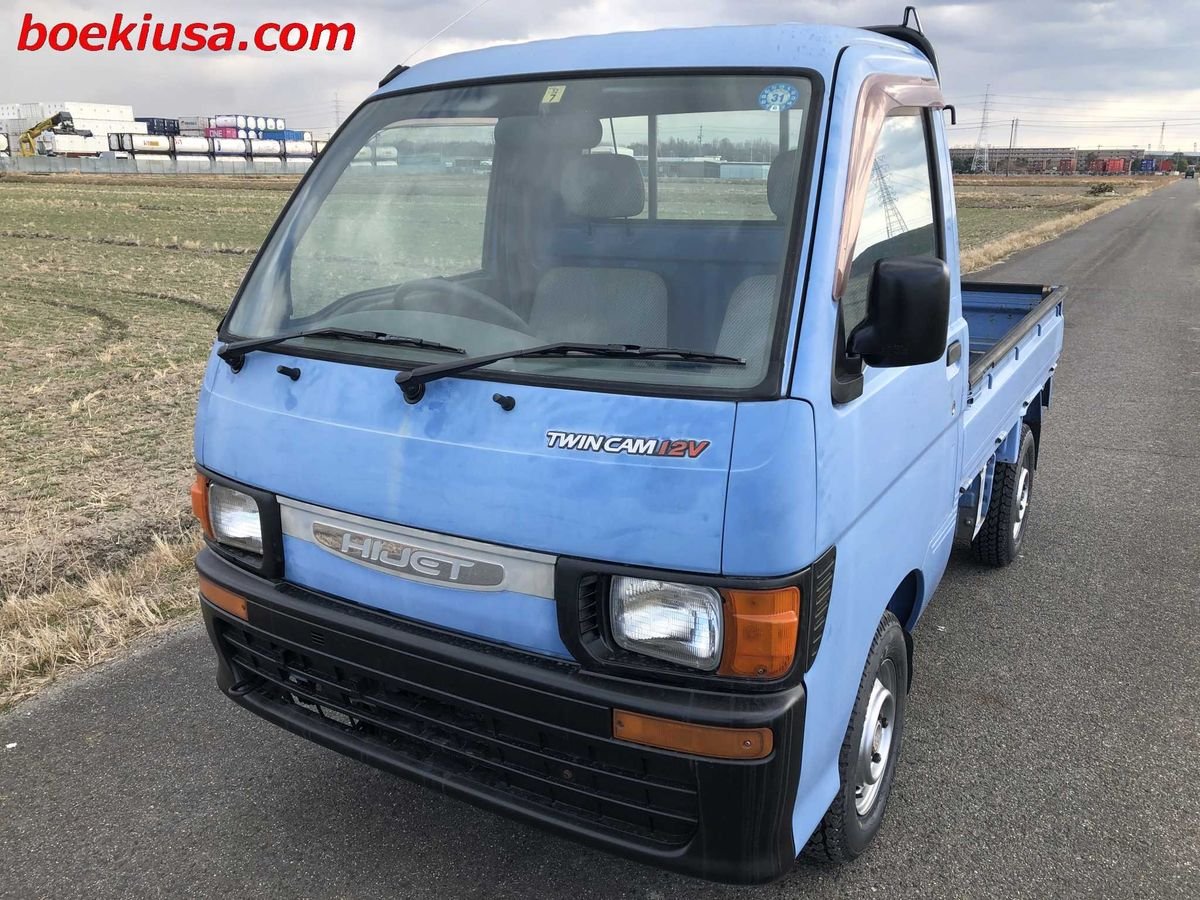 1996 Daihatsu Hijet JDM car for sale — photo 2 of 11