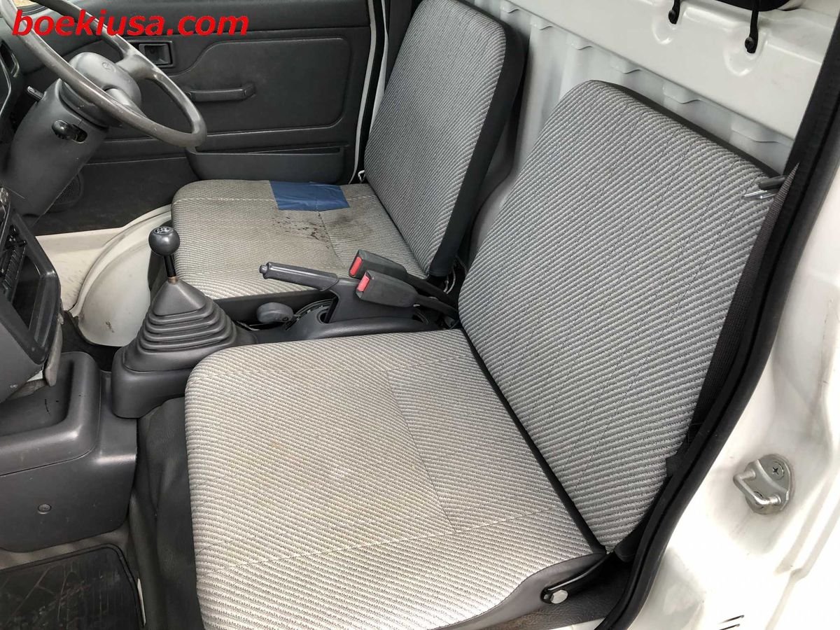 1996 Daihatsu Hijet JDM car for sale — photo 10 of 11