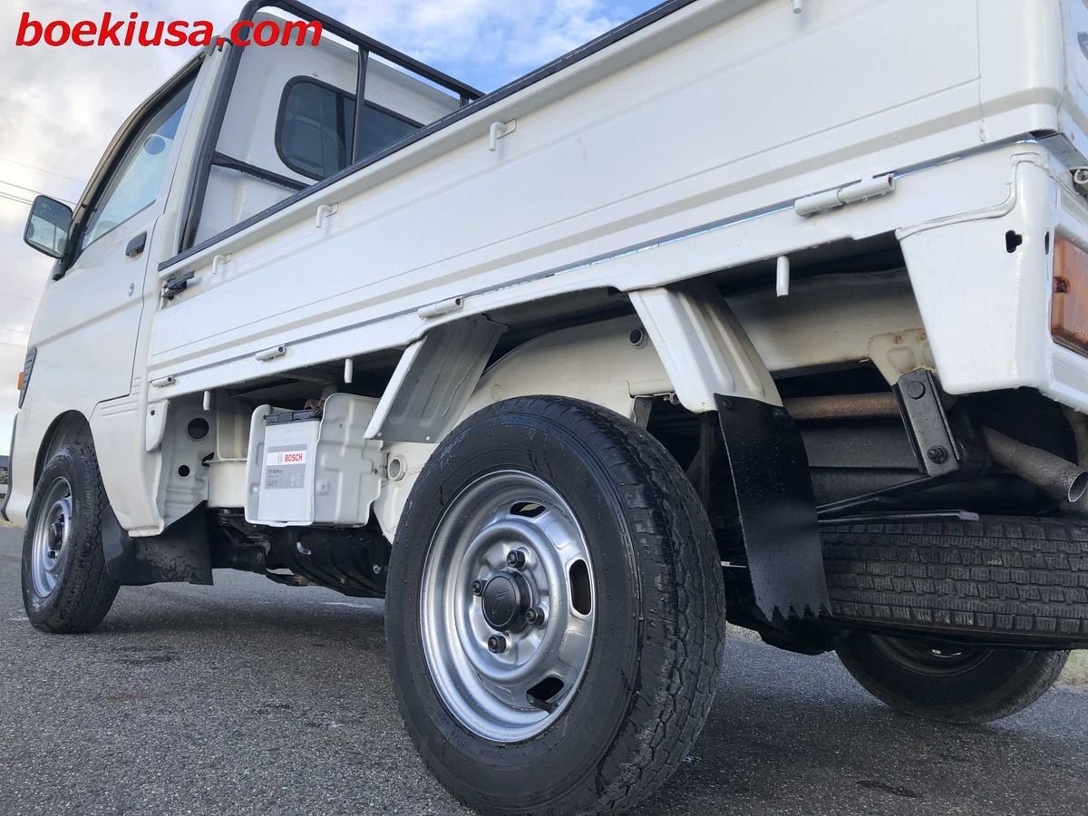 1996 Daihatsu Hijet JDM car for sale — photo 5 of 11