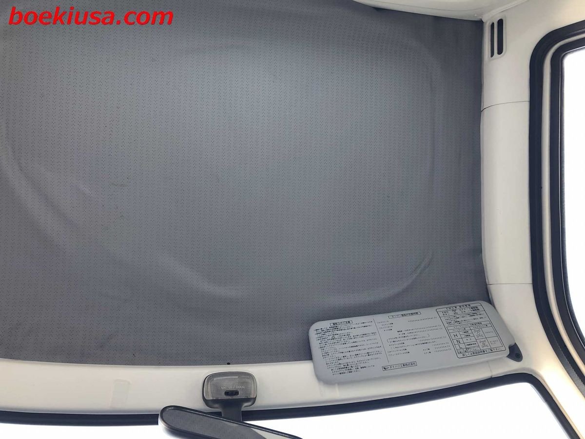 1996 Daihatsu Hijet JDM car for sale — photo 11 of 11