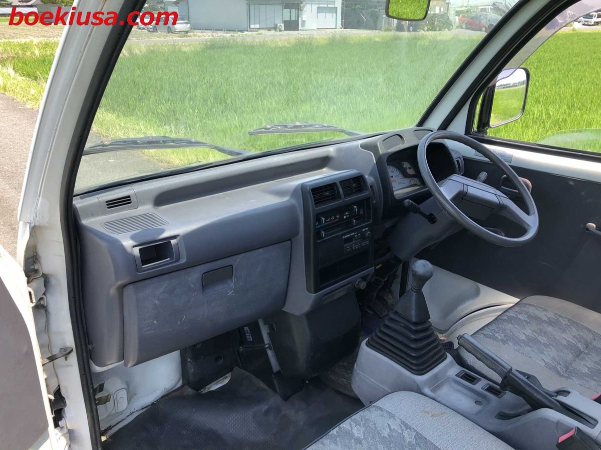 1996 Mitsubishi Minicab JDM car for sale — photo 9 of 11