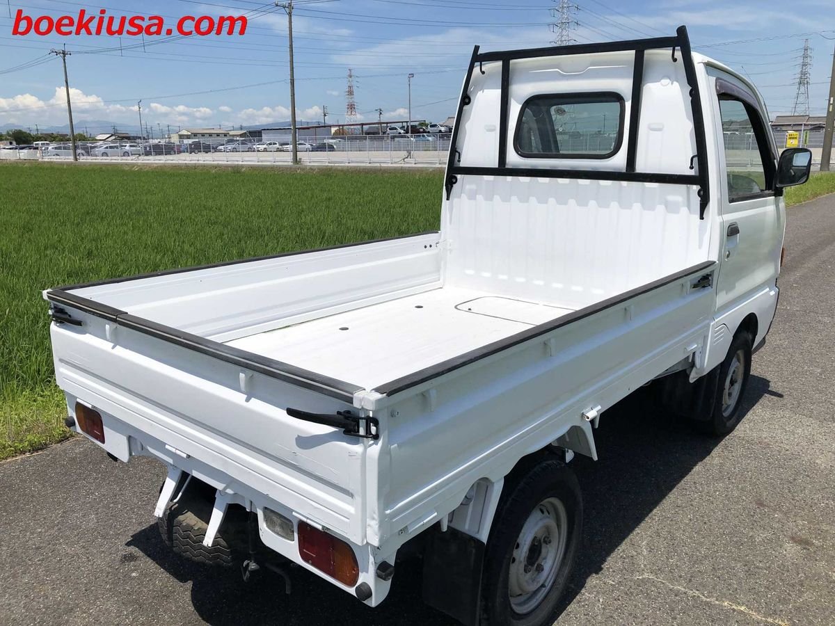 1996 Mitsubishi Minicab JDM car for sale — photo 4 of 11