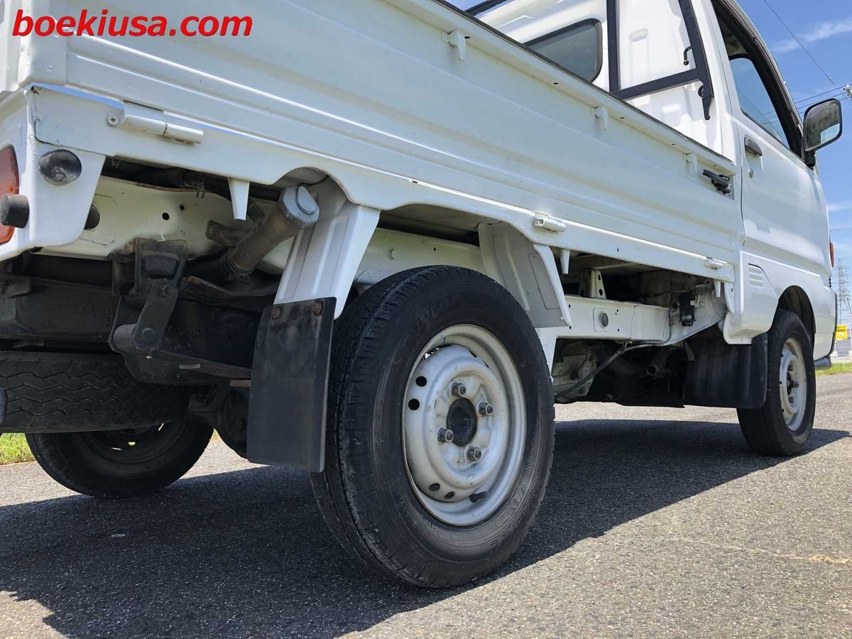 1996 Mitsubishi Minicab JDM car for sale — photo 6 of 11