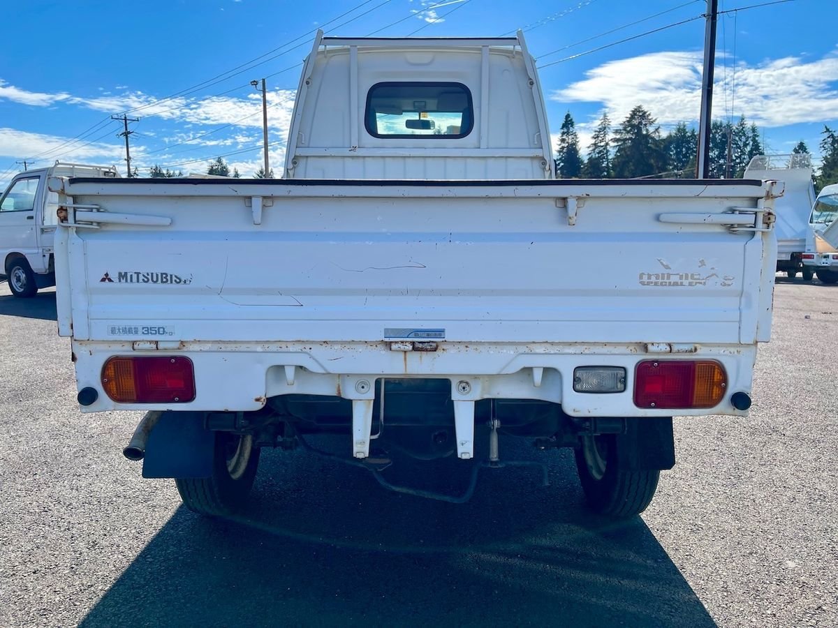 1997 Mitsubishi Minicab JDM car for sale — photo 5 of 9