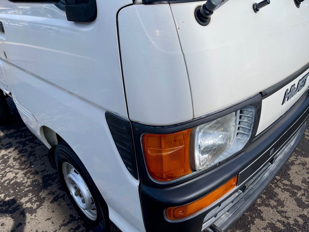 1998 Daihatsu Hijet JDM car for sale — photo 8 of 9