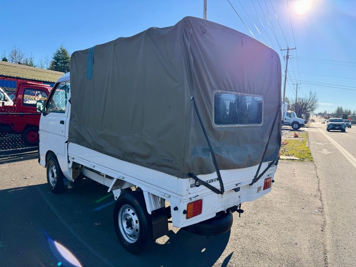 1999 Daihatsu Hijet JDM car for sale — photo 5 of 9