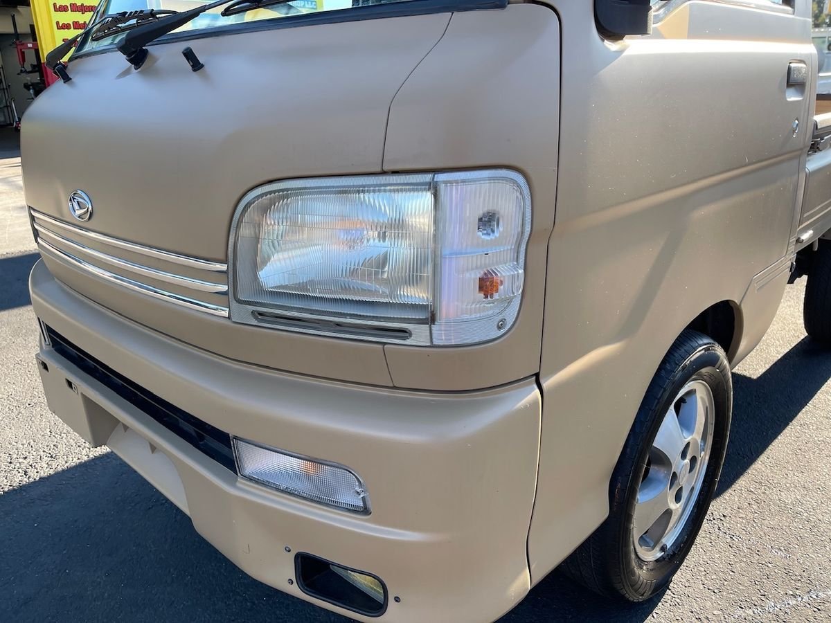 1999 Daihatsu Hijet JDM car for sale — photo 9 of 9