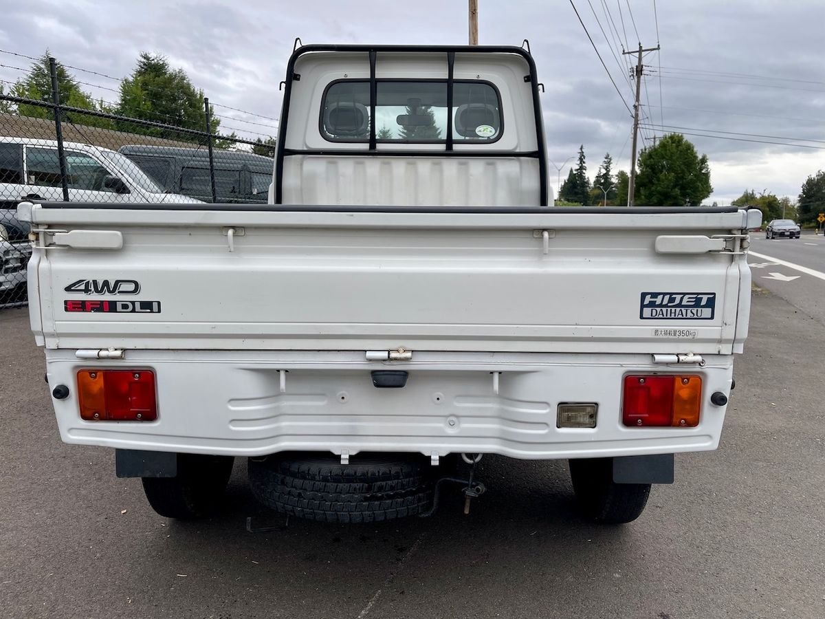 1999 Daihatsu Hijet JDM car for sale — photo 6 of 9