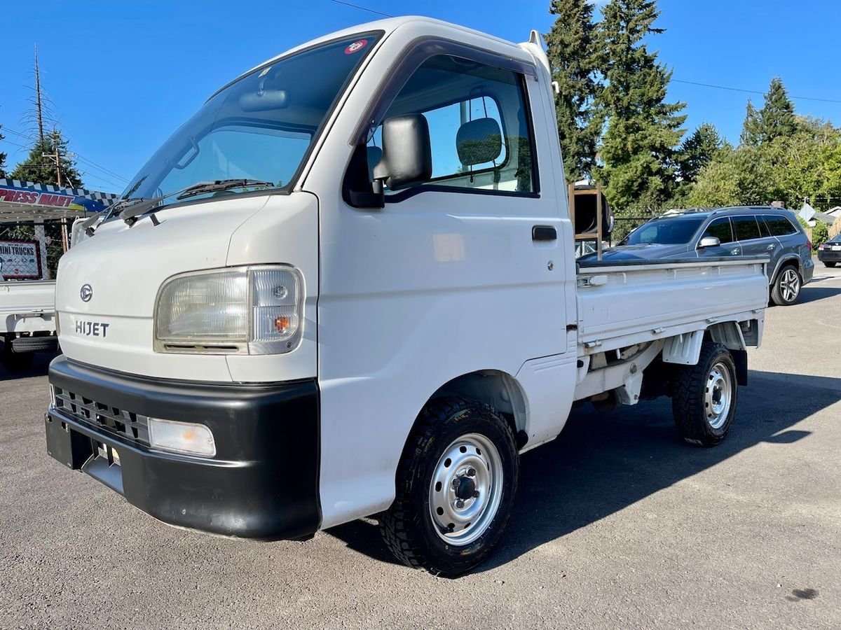 1999 Daihatsu Hijet JDM car for sale — photo 2 of 9