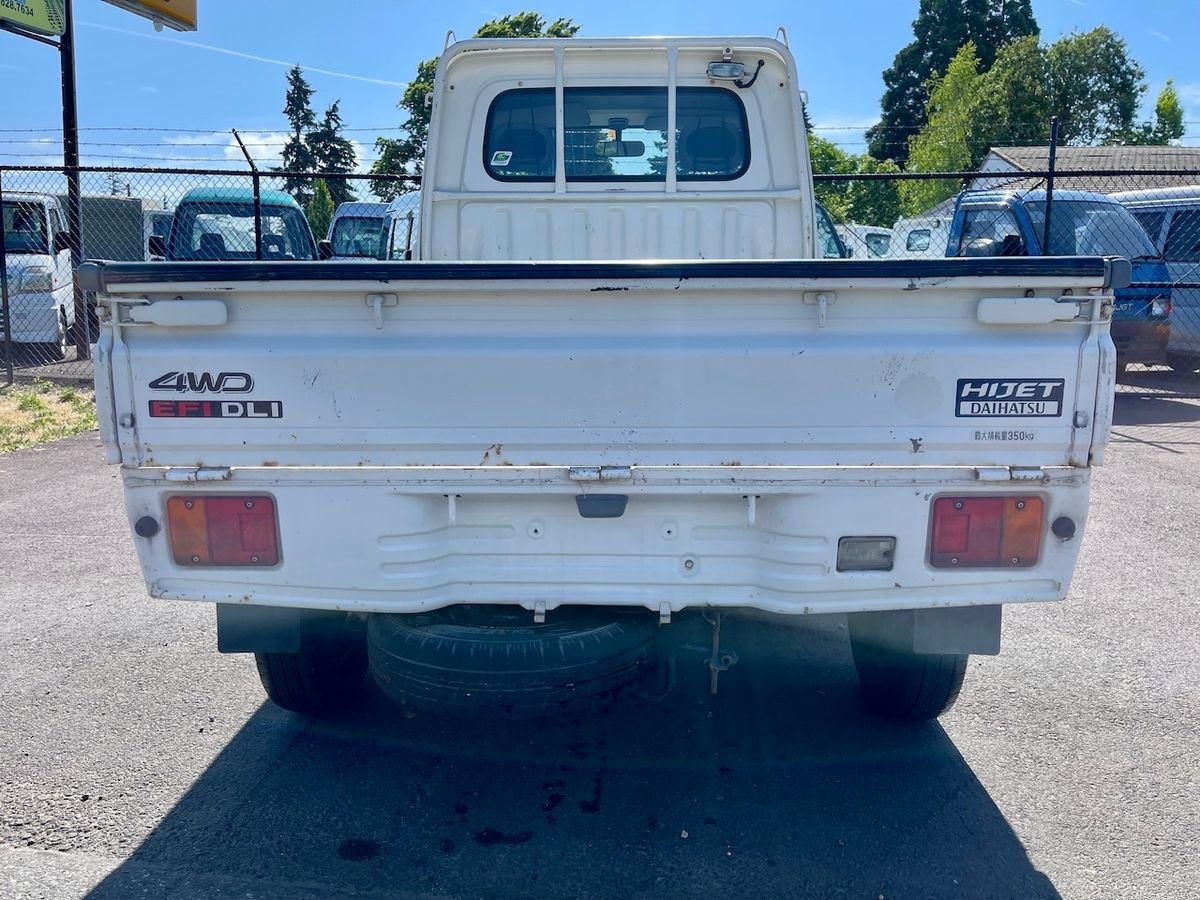 1999 Daihatsu Hijet JDM car for sale — photo 5 of 9