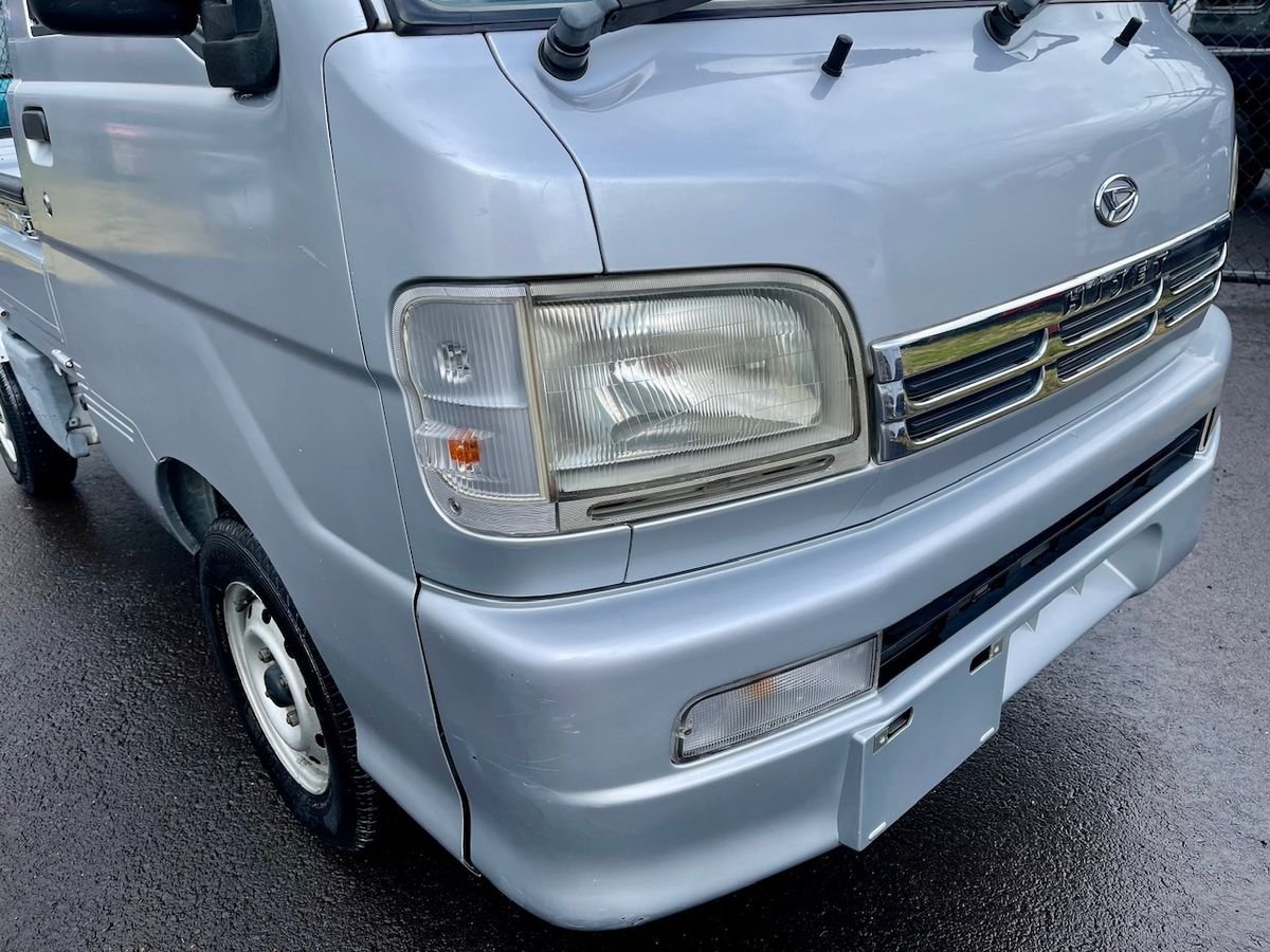 1999 Daihatsu Hijet JDM car for sale — photo 8 of 9