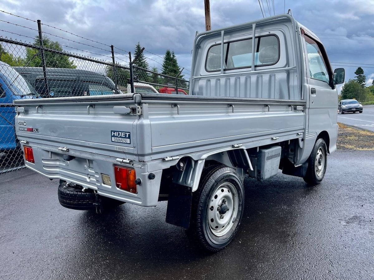 1999 Daihatsu Hijet JDM car for sale — photo 6 of 9